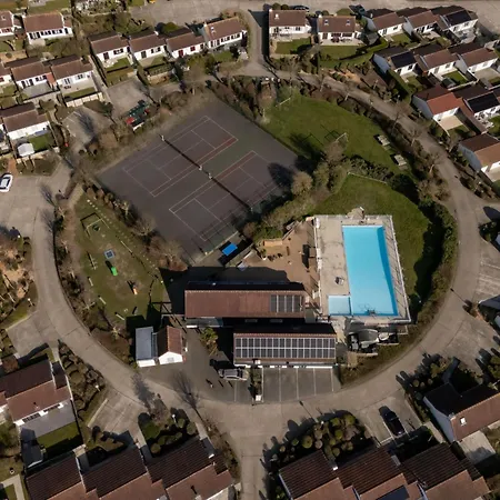 Duinenhuisje 25 Parking And Shared Pool By Interhome