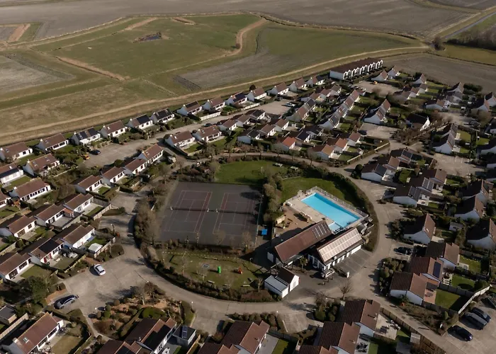 Vakantiehuis Duinenhuisje 25 Parking And Shared Pool By Interhome De Haan